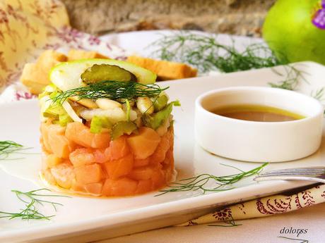 Tartar de salmón ahumado y pera