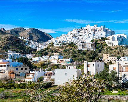 Descubre Mojácar: Guía de Viaje y Consejos Útiles