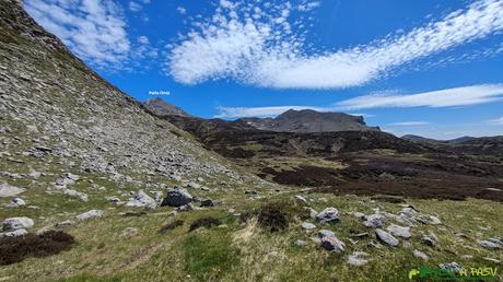 Saliendo de los Puertos de Covalancha hacia los Puertos de Cuetalbo