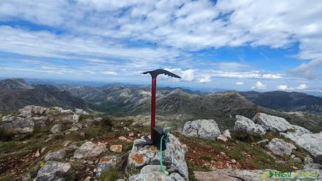 Cima de Peña Orniz, techo del Concejo de Somiedo