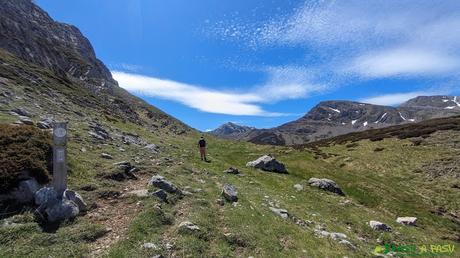Sendero atravesando los Puertos de Covalancha