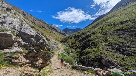 Pista tras el Refugio de Bustusil