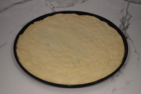 Pizza de pollo y calabacín