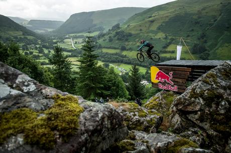 El irlandés Ronan Dunne se corona campeón absoluto con doble triunfo en Red Bull Hardline 2024 Joe Smith