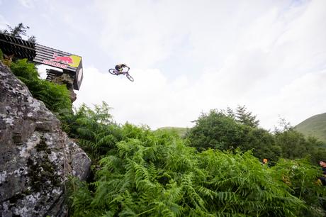 El irlandés Ronan Dunne se corona campeón absoluto con doble triunfo en Red Bull Hardline 2024 Ronan Dunne