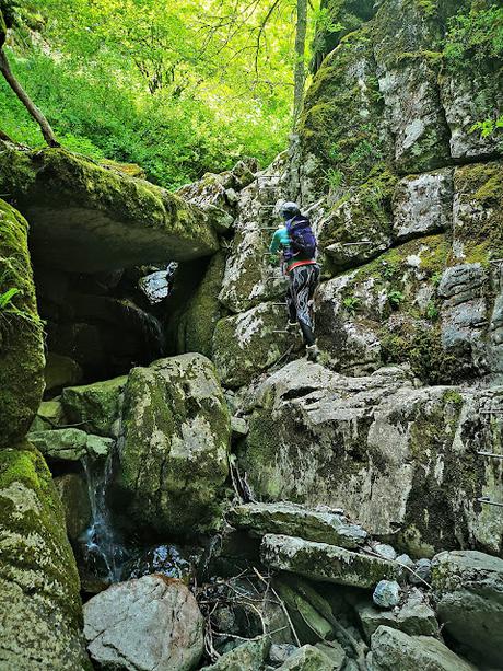 Foz de Meleros y Pico la Silla desde Geras