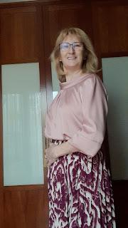 SOÑABA CON ESTA BLUSA........