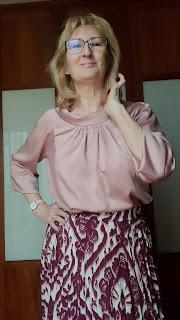 SOÑABA CON ESTA BLUSA........