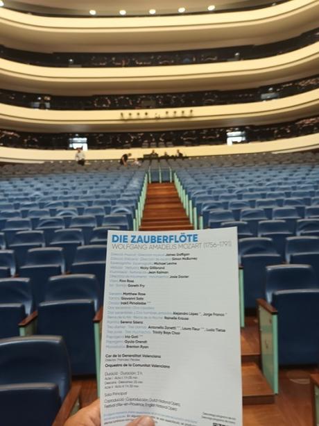 Una “Flauta mágica” de efectos especiales en Les Arts