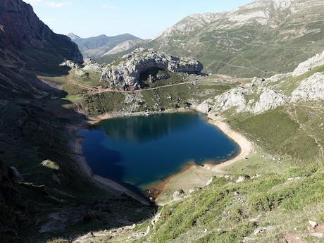 La Farrapona-Los Albos-Lago del Valle-Calabazosa