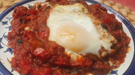 SHAKSHUKA [Berenjena, pimiento, tomate]