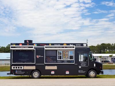 Premier Food Trucks marca un hito con la construcción personalizada número 50 para Cousins ​​Maine Lobster, se planean 15 unidades más