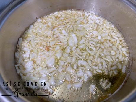 Patatas rellenas de soja texturizada con alioli