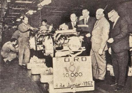 Automéride 8 junio 1962 - La unidad 10.000 del motor Ford V8 292 Automéride 8 junio 1962 - La unidad 10.000 del motor Ford V8 292