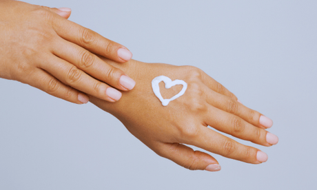 ¿Cómo cuidamos nuestras manos? ¿Cómo cuidamos nuestras manos?