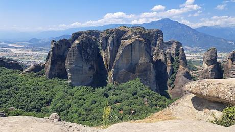 GRECIA : LOS MONASTERIOS VERTICALES DE METEORA GRECIA : LOS MONASTERIOS VERTICALES DE METEORA