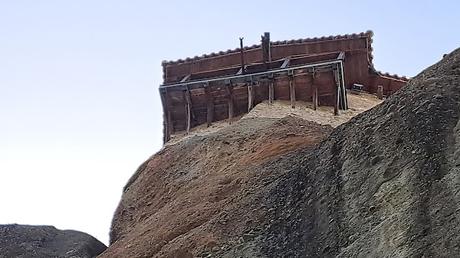 GRECIA : LOS MONASTERIOS VERTICALES DE METEORA GRECIA : LOS MONASTERIOS VERTICALES DE METEORA