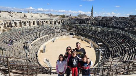 Viaje al sur de Francia con niños: Nimes en familia