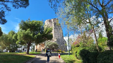 Viaje al sur de Francia con niños: Nimes en familia
