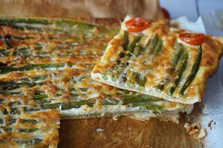 Hojaldre con espárragos Hojaldre con espárragos