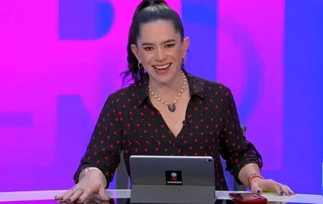 Yuriria Sierra escribe a la Presidenta y recomienda libros poéticos