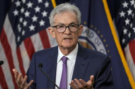 Se espera que la Fed aumente las tasas de interés para 2024 después de asimilar los nuevos datos de inflación. ARCHIVO - El presidente de la Reserva Federal, Jerome Powell, habla durante una conferencia de prensa en el Banco de la Reserva Federal en Washington, el 1 de mayo de 2024. El miércoles 12 de junio de 2024, la Reserva Federal finalizará su reunión final emitiendo una declaración de política, actualizando sus políticas económicas. y previsiones de tipos de interés y celebración de una conferencia de prensa con Powell. (Foto AP/Susan Walsh, archivo)