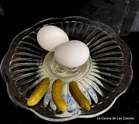 Sandwich de Huevo, Pepinillo y más #PepinoInternationalDay