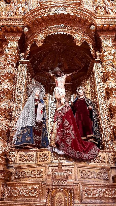 ECUADOR : POR LAS ALTURAS DE QUITO ECUADOR : POR LAS ALTURAS DE QUITO