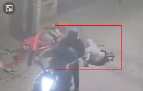 (video) Asaltan a mujer de la tercera edad en el Barrio de San Miguelito