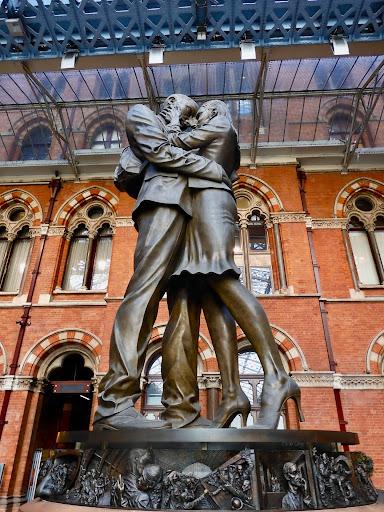 Mil y una alternativas para la Estación AFE: ¿para qué vale la pena dotar de nuevos usos a este tipo de edificios? Mil y una alternativas para la Estación AFE: ¿para qué vale la pena dotar de nuevos usos a este tipo de edificios?