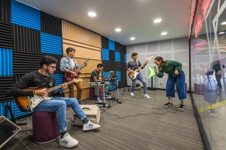 Globant, Lima / Contract Workplaces Globant, Lima / Contract Workplaces