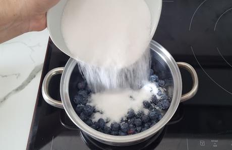 Mermelada de Arándanos hecha en modo tradicional Mermelada de Arándanos hecha en modo tradicional