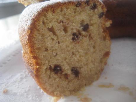 BIZCOCHO DE PEPITAS DE CHOCOLATE, ACEITE DE OLIVA Y ALMENDRA