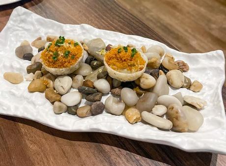 Menú Degustación Imprevisto Restaurante, una sorpresa gastronómica en la Dreta de l’Eixample pani puri con bottarga