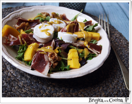 Ensalada jamón y mango