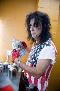 Cumpleaños de ALICE COOPER