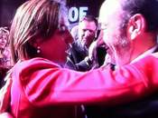 Entre discurso mitin pueblo