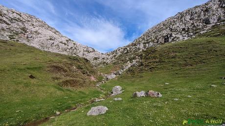 PEÑA UBIÑA desde CASA MIERES Subida por los Oyones