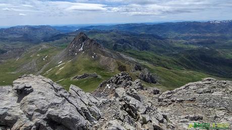 PEÑA UBIÑA desde CASA MIERES Bajando de Peña Ubiña