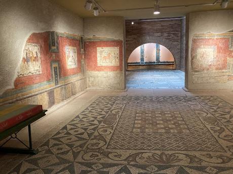 BLOGSSIPGIRL TE ANIMA A VIAJAR: VISITANDO MÉRIDA, CÁCERES, TRUJILLO (EXTREMADURA) & CONCIERTO STATUS QUO.