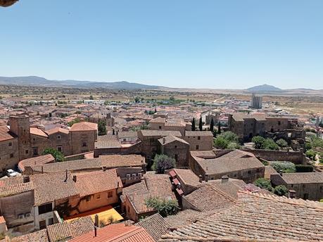 BLOGSSIPGIRL TE ANIMA A VIAJAR: VISITANDO MÉRIDA, CÁCERES, TRUJILLO (EXTREMADURA) & CONCIERTO STATUS QUO.