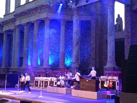 BLOGSSIPGIRL TE ANIMA A VIAJAR: VISITANDO MÉRIDA, CÁCERES, TRUJILLO (EXTREMADURA) & CONCIERTO STATUS QUO.