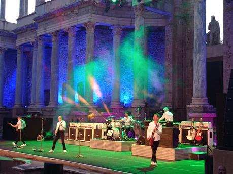 BLOGSSIPGIRL TE ANIMA A VIAJAR: VISITANDO MÉRIDA, CÁCERES, TRUJILLO (EXTREMADURA) & CONCIERTO STATUS QUO.