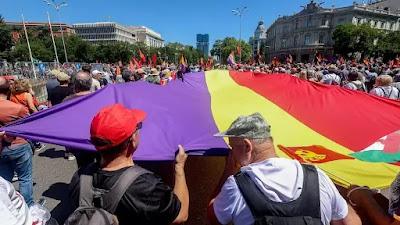 La semana pasada, Madrid volvió a lucir la bandera tricolor.