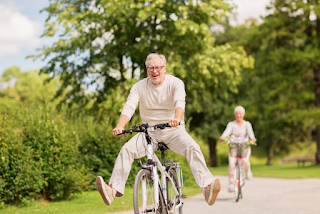 La edad como factor de riesgo en enfermedad ocular.