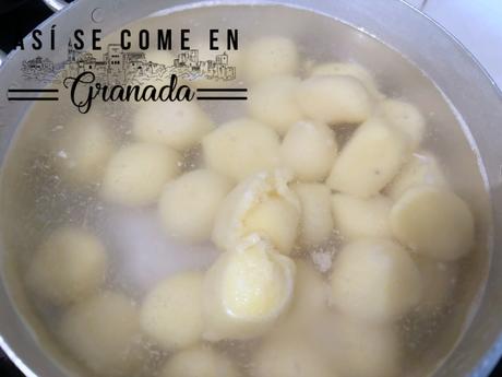 Ñoquis Carbonara sin huevo