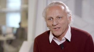 De las virtudes del pronombre nosotros