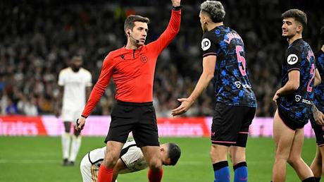 La RFEF anuncia los árbitros ascendidos y descendidos