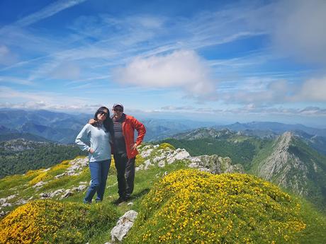 La Llambria y Becerrera de San Pedro desde Taranes