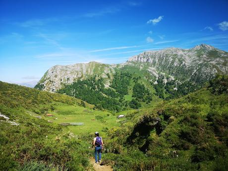 La Llambria y Becerrera de San Pedro desde Taranes